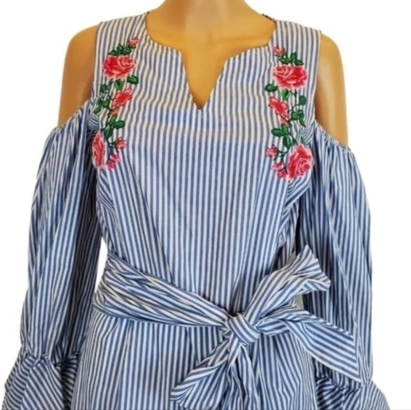 XOXO stripe cold shoulder long layered sleeve wrap dress - Picture 6 of 11